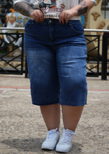 Cargar imagen en el visor de la galería, BERMUDA JEAN
