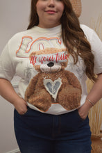Cargar imagen en el visor de la galería, CAMISETA TEDDY BRILLO
